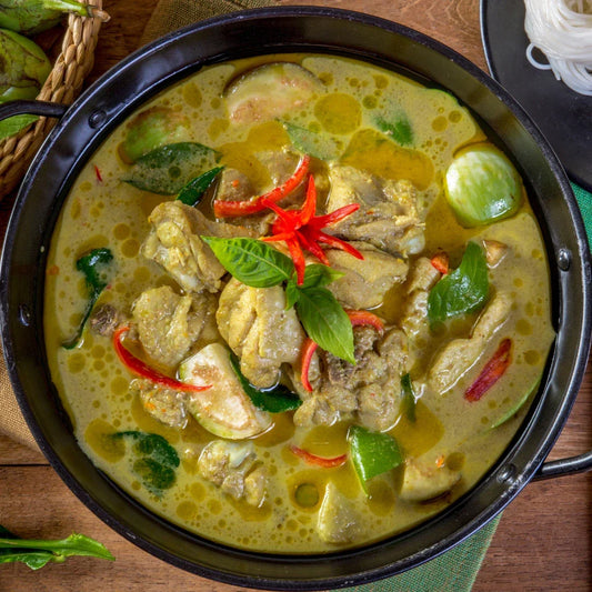 Thai Green Chicken Curry (Family Size) with free side of Cilantro rice